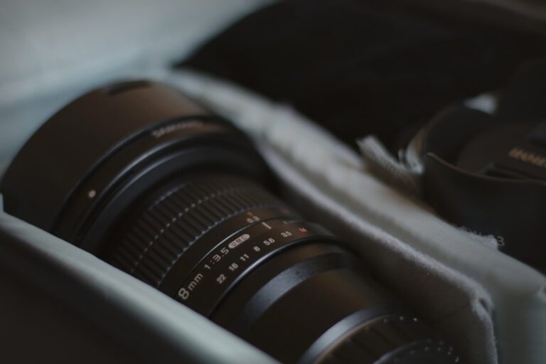 How to Choose the Right Camera Lens for You